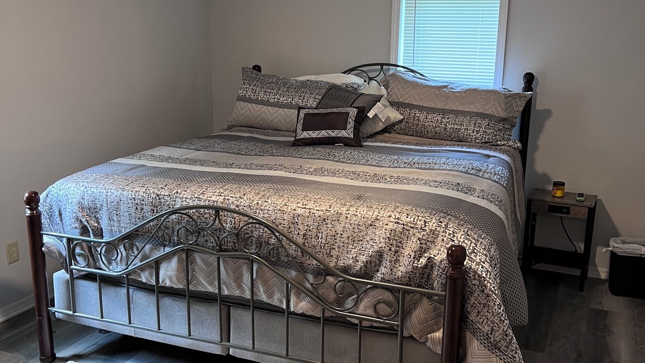 Photo of Bedroom in Centerville