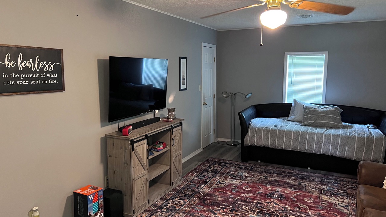 Photo of Bedroom in Centerville