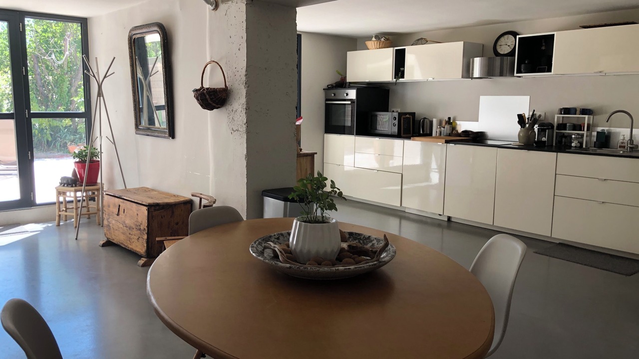 Photo of Kitchen in Sainte-Cecile-les-Vignes