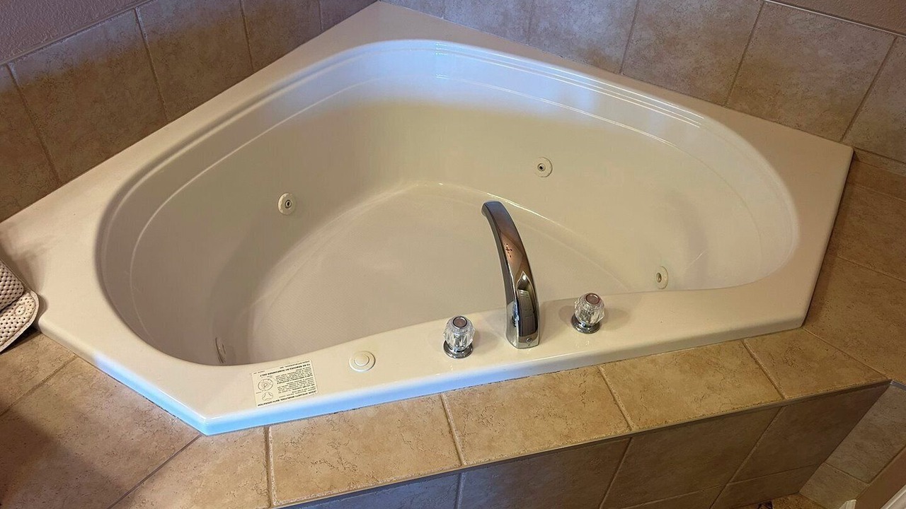Photo of Bathroom in Camdenton