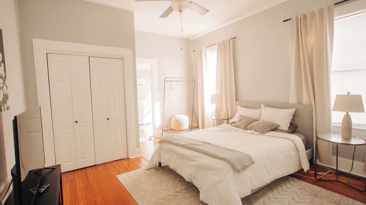 Photo of Bedroom in Midtown