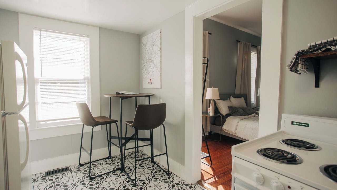 Photo of Bedroom in Midtown