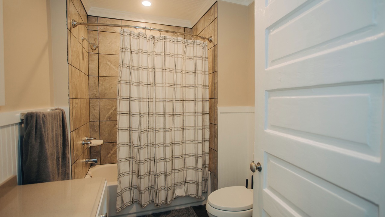 Photo of Bathroom in Midtown