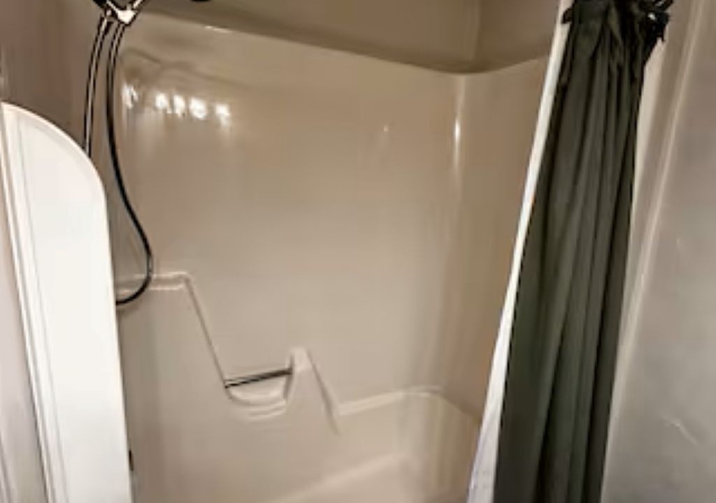 Photo of Bathroom in Snowshoe