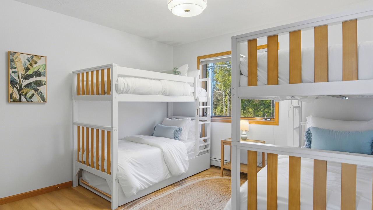 Photo of Bedroom in Glen Arbor