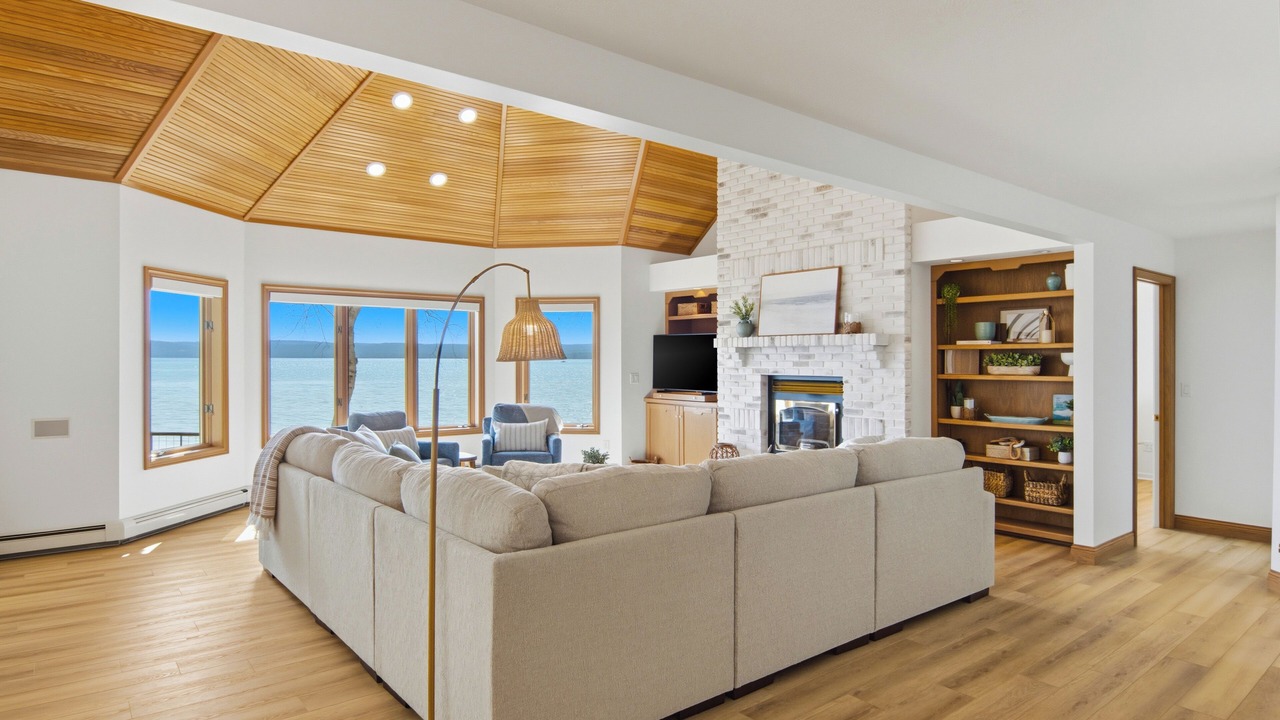 Photo of Livingroom in Glen Arbor