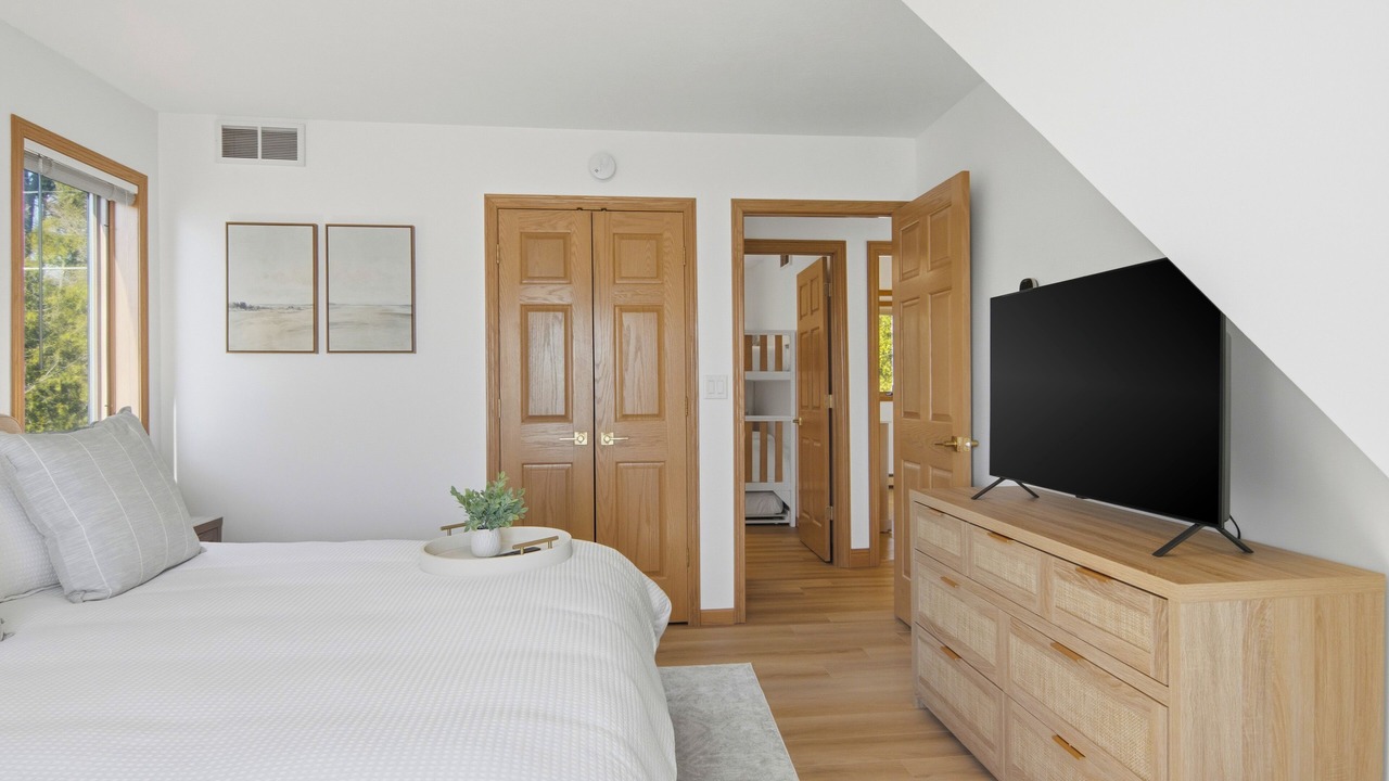 Photo of Bedroom in Glen Arbor