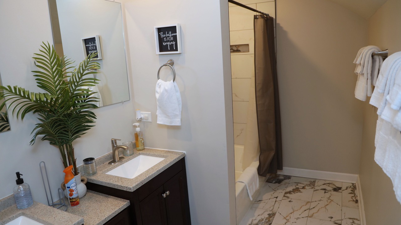 Photo of Bathroom in North Chicago