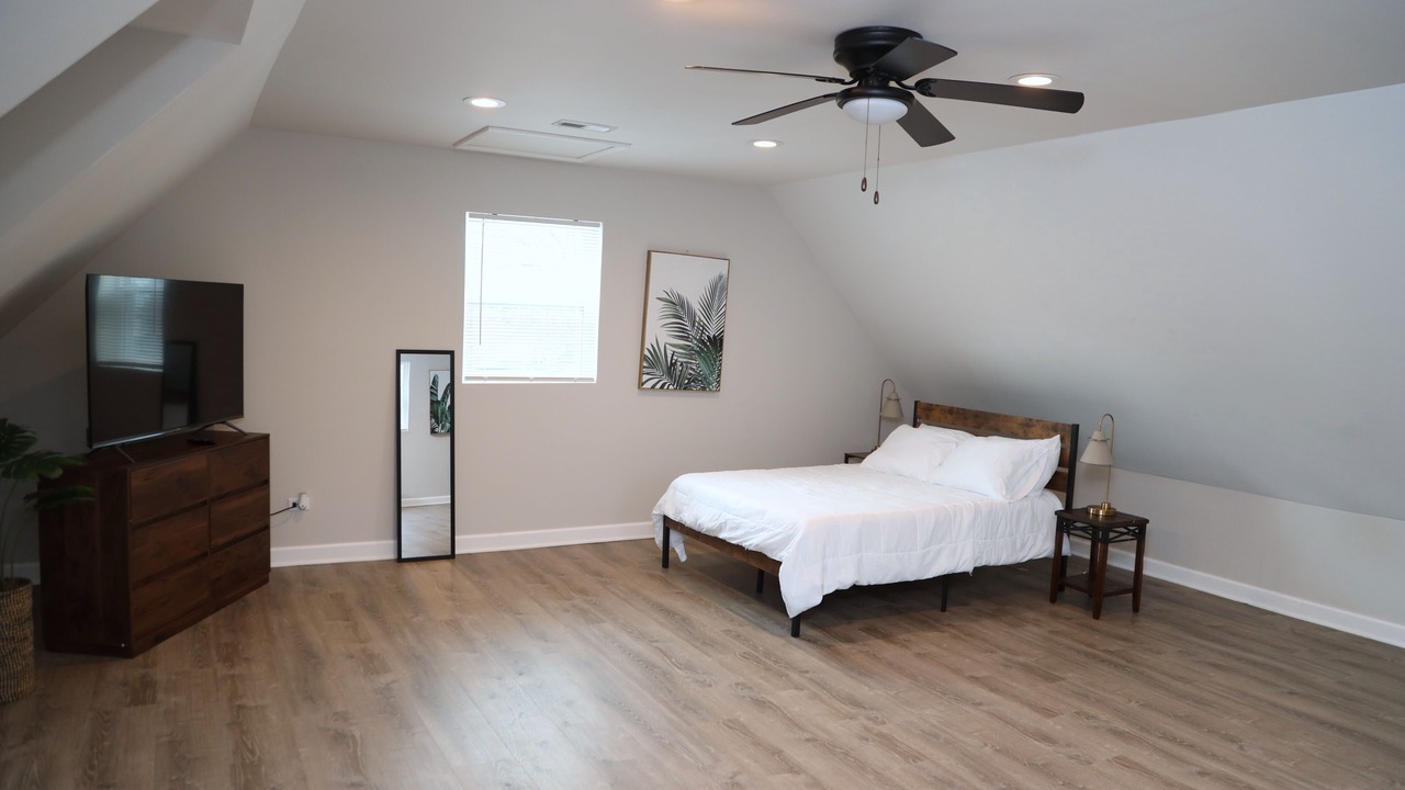 Photo of Bedroom in North Chicago