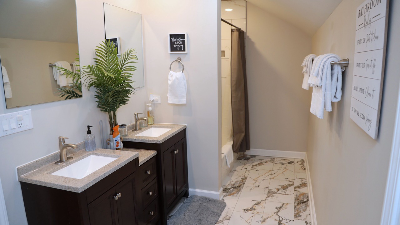 Photo of Bathroom in North Chicago