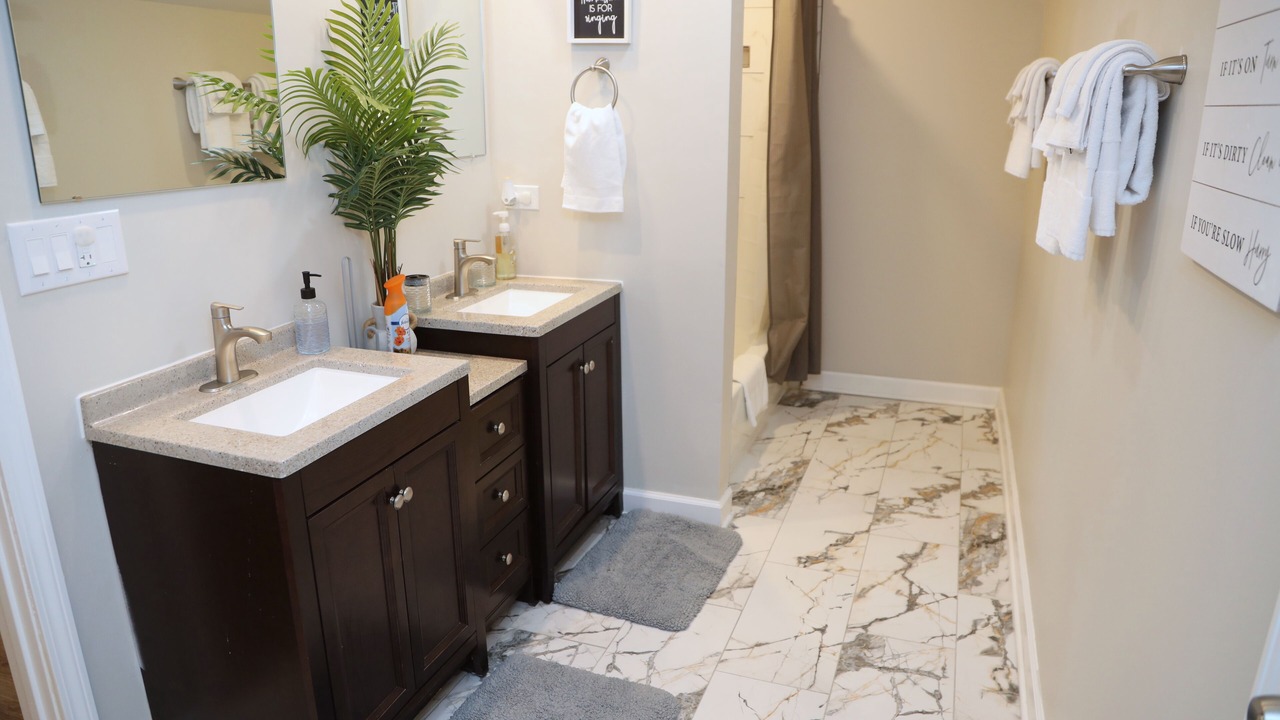 Photo of Bathroom in North Chicago