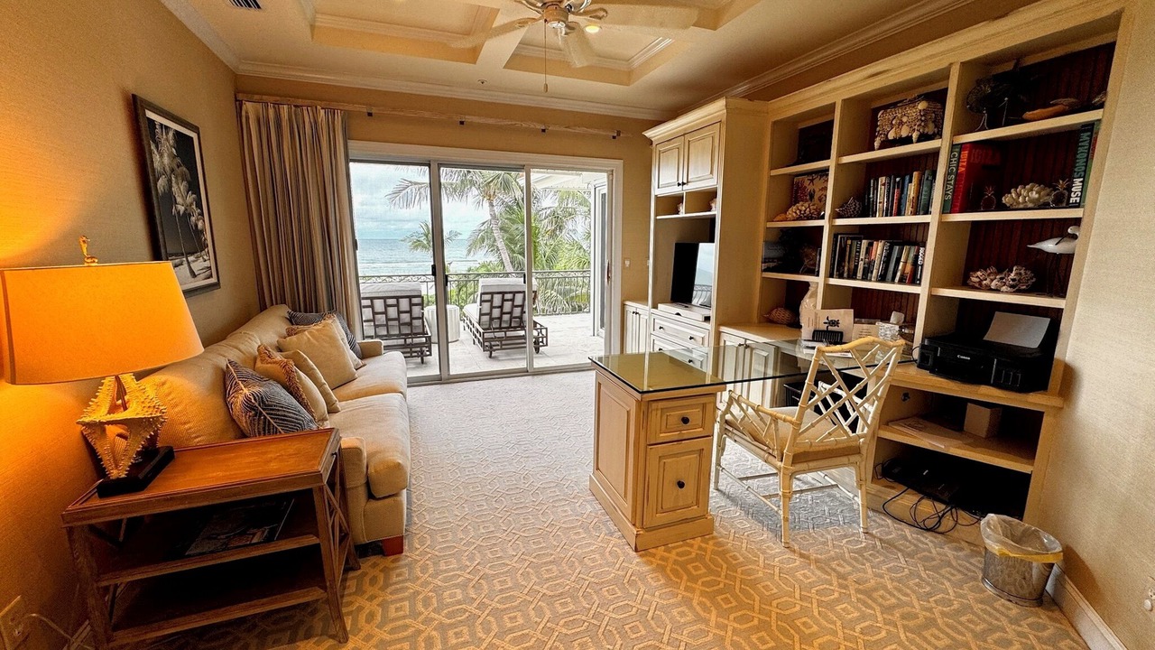 Photo of Livingroom in Captiva
