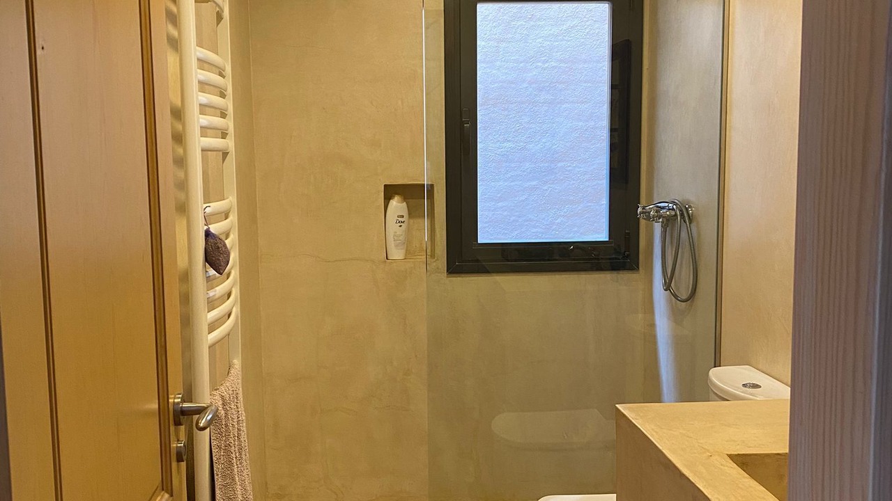 Photo of Bathroom in Palau-Sator