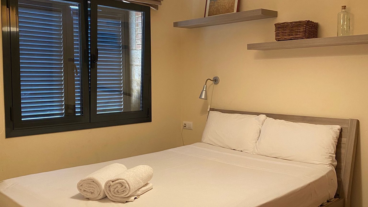 Photo of Bedroom in Palau-Sator