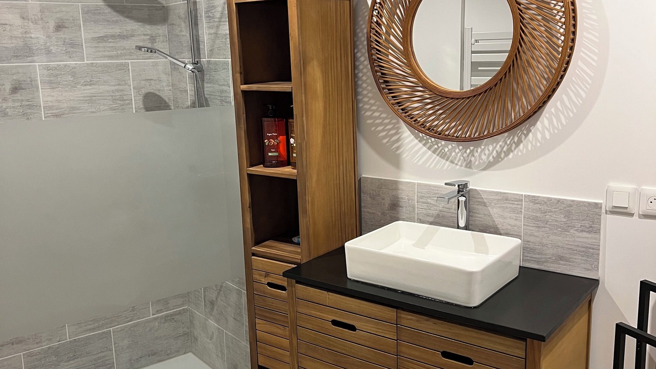 Photo of Bathroom in Capestang
