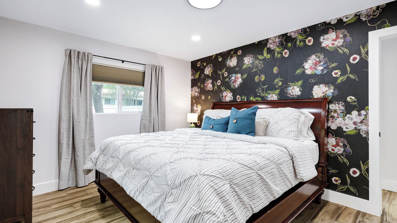 Photo of Bedroom in Live Oak