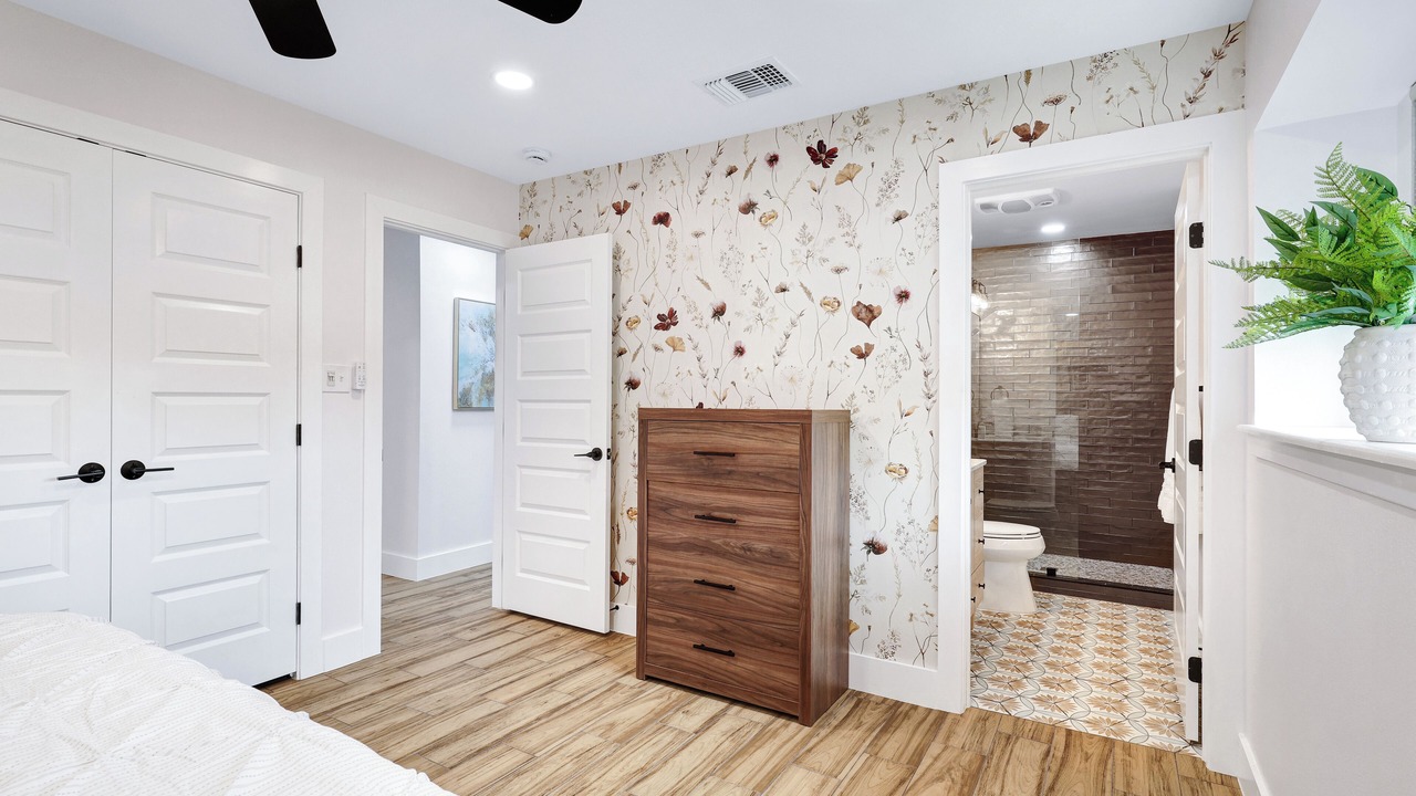 Photo of Bedroom in Live Oak