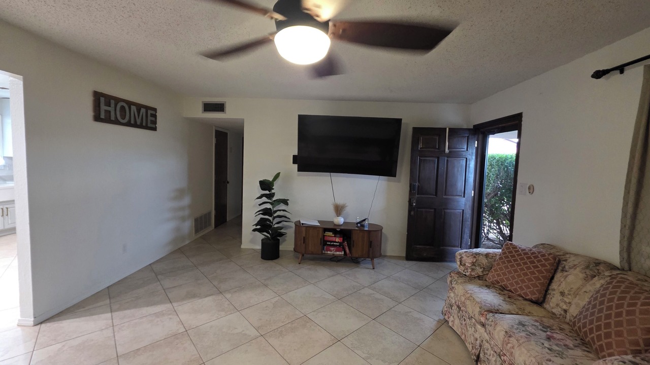 Photo of Livingroom in Carlsbad
