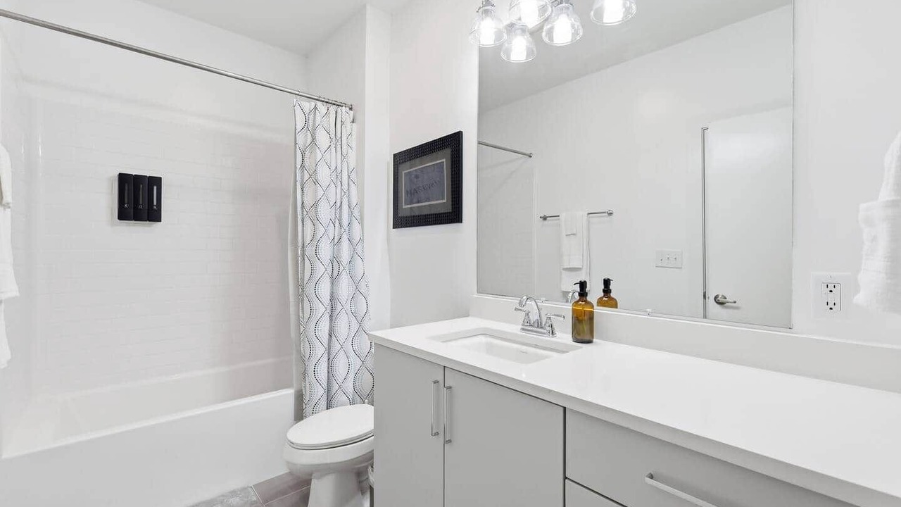 Photo of Bathroom in Hadley - Washington