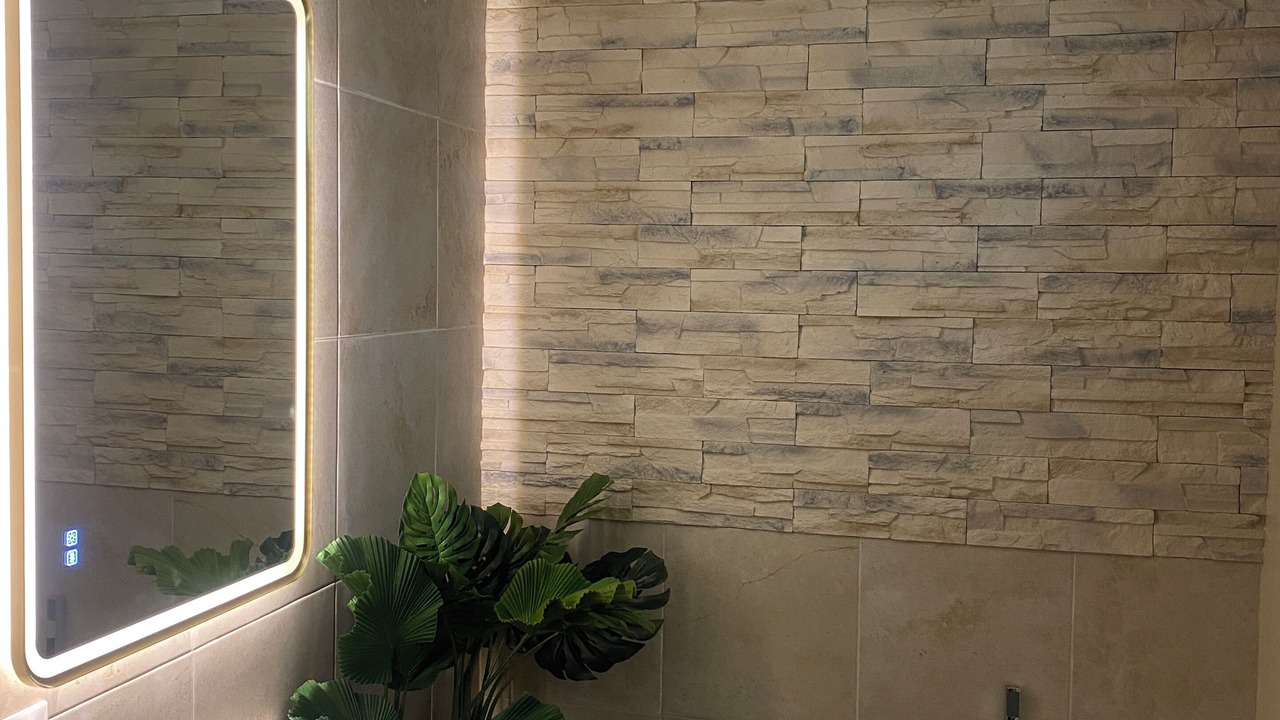 Photo of Bathroom in Saint Germain les Arpajon
