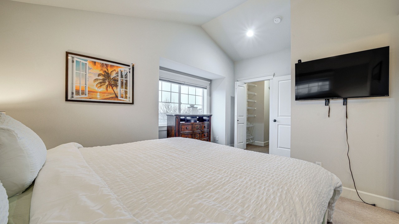 Photo of Bedroom in Eastlake