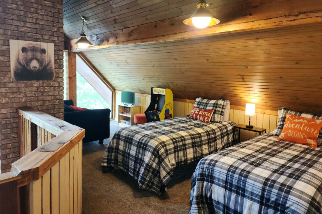 Photo of Bedroom in Sulphur