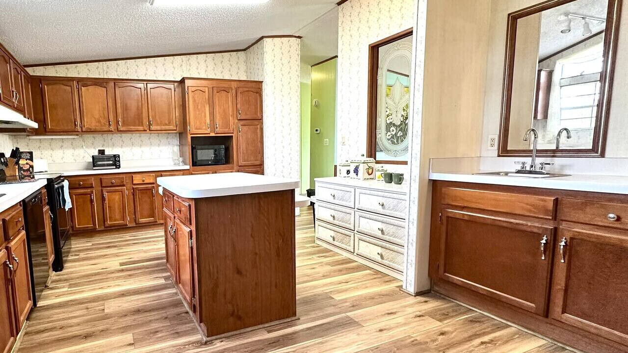Photo of Kitchen in Morriston