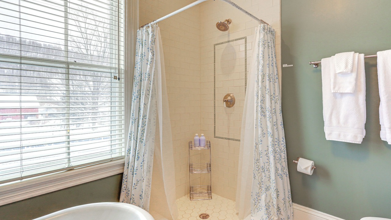 Photo of Bathroom in Rupert