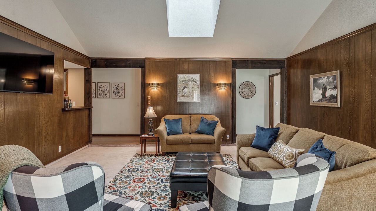 Photo of Livingroom in South Tulsa