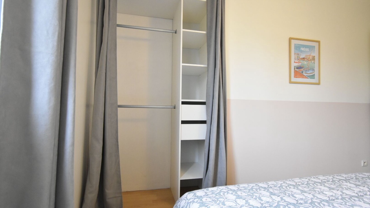 Photo of Bedroom in Saint-Paul-en-Foret