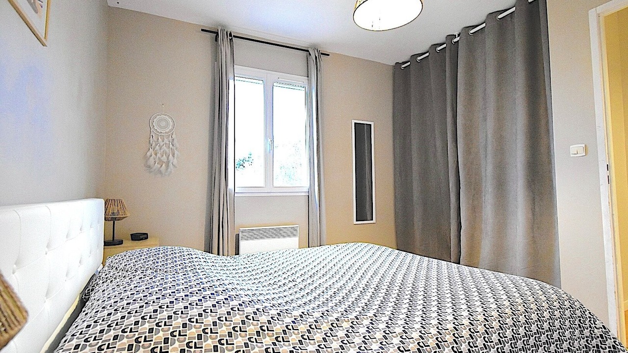 Photo of Bedroom in Saint-Paul-en-Foret