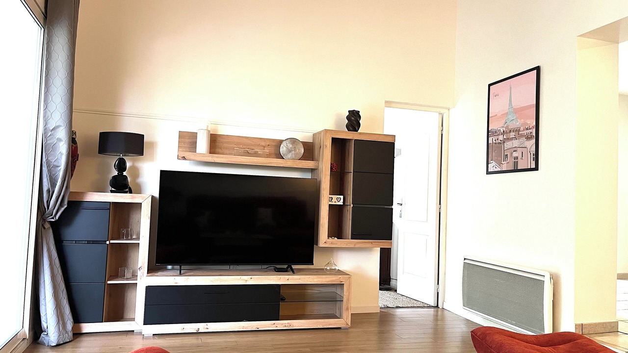 Photo of Livingroom in Saint-Paul-en-Foret