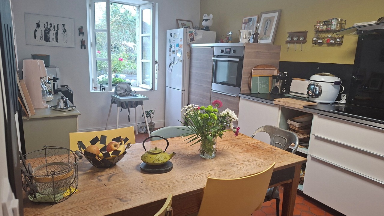Photo of Kitchen in Hyenville