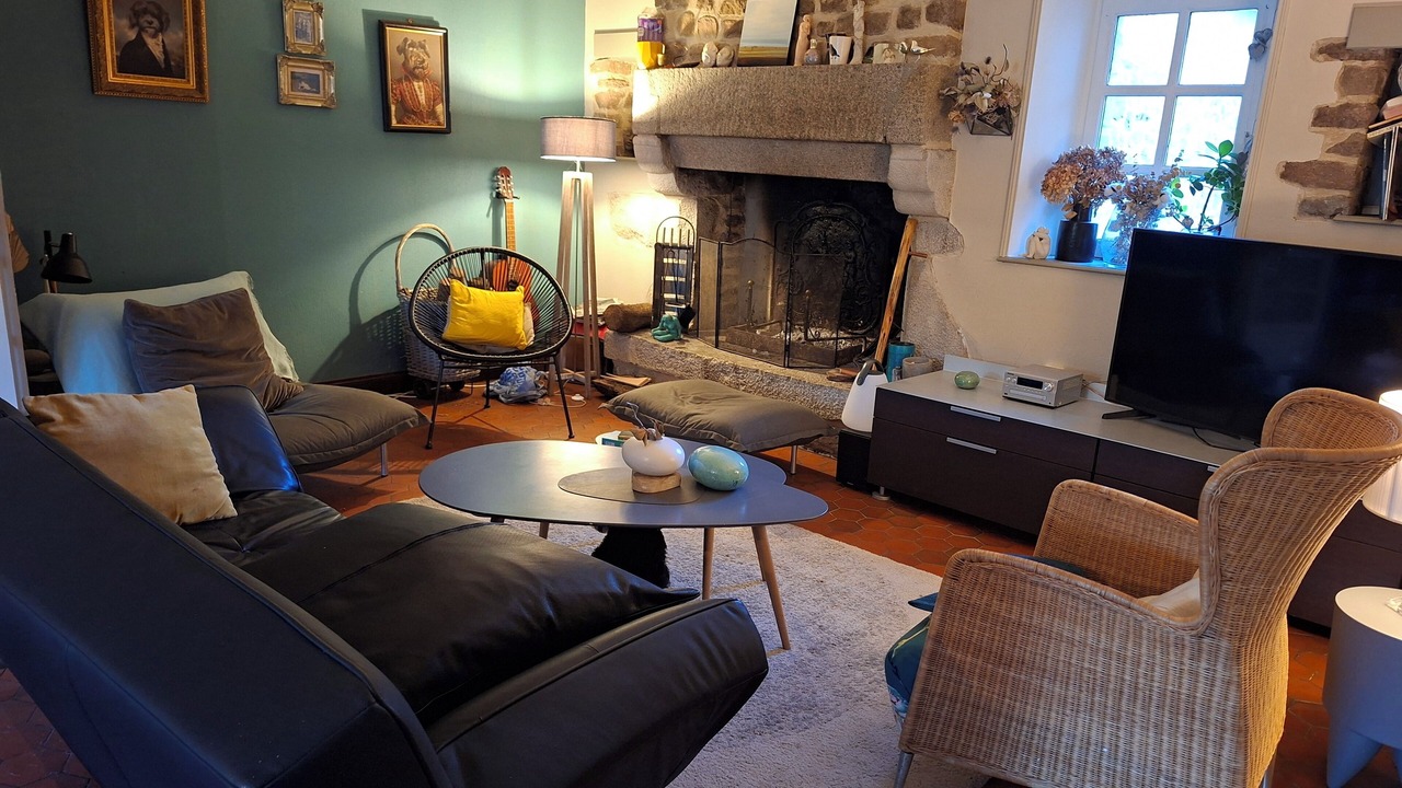 Photo of Livingroom in Hyenville