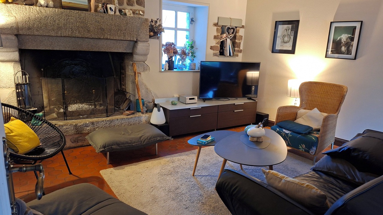 Photo of Livingroom in Hyenville