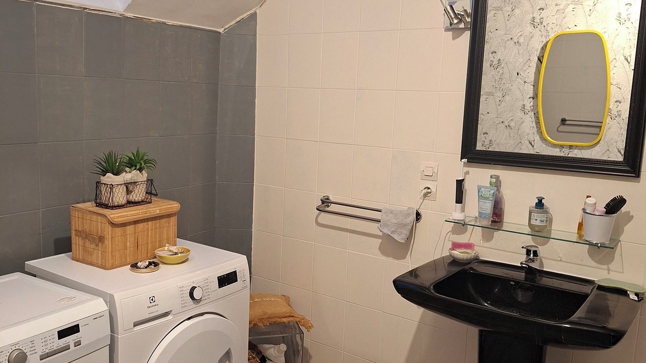 Photo of Bathroom in Hyenville