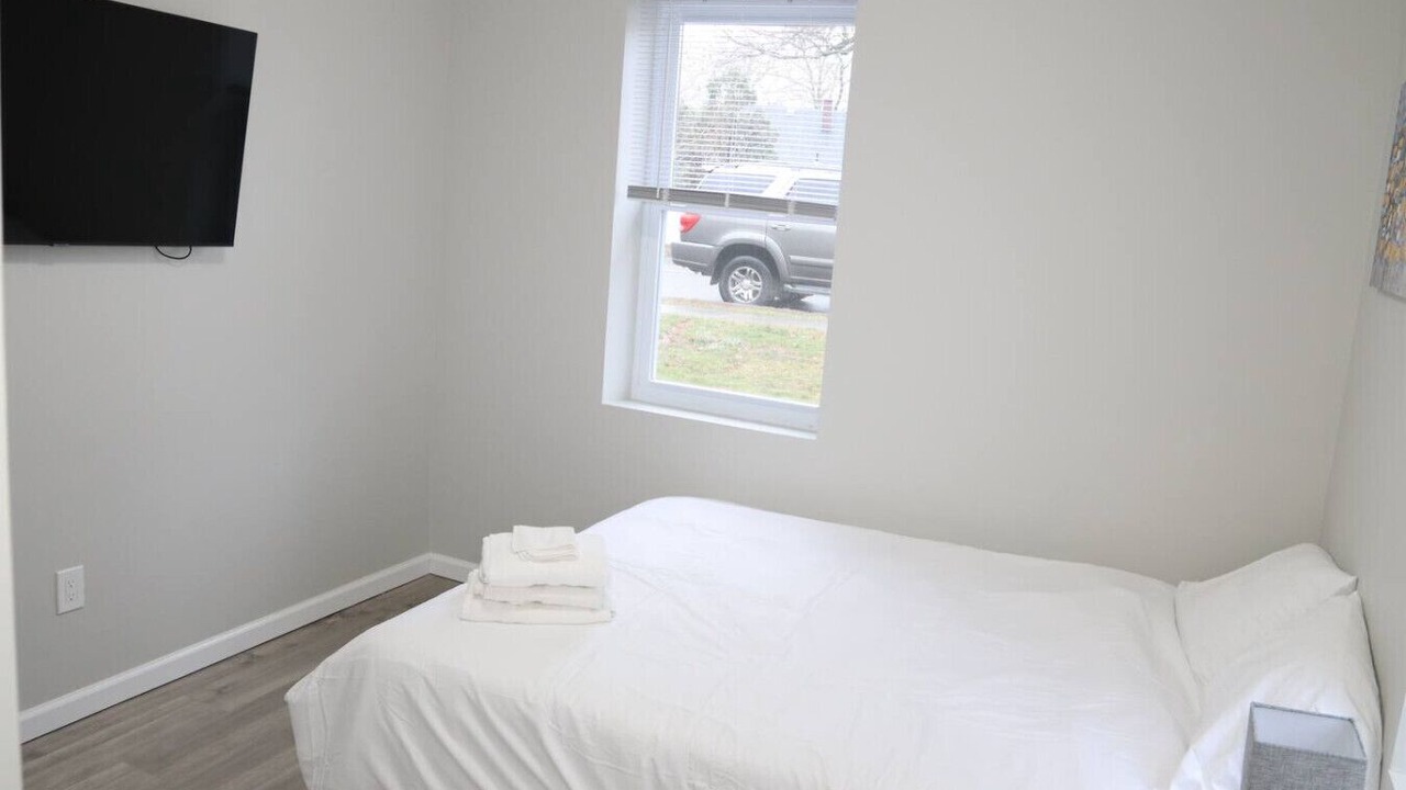 Photo of Bedroom in Cedar Grove