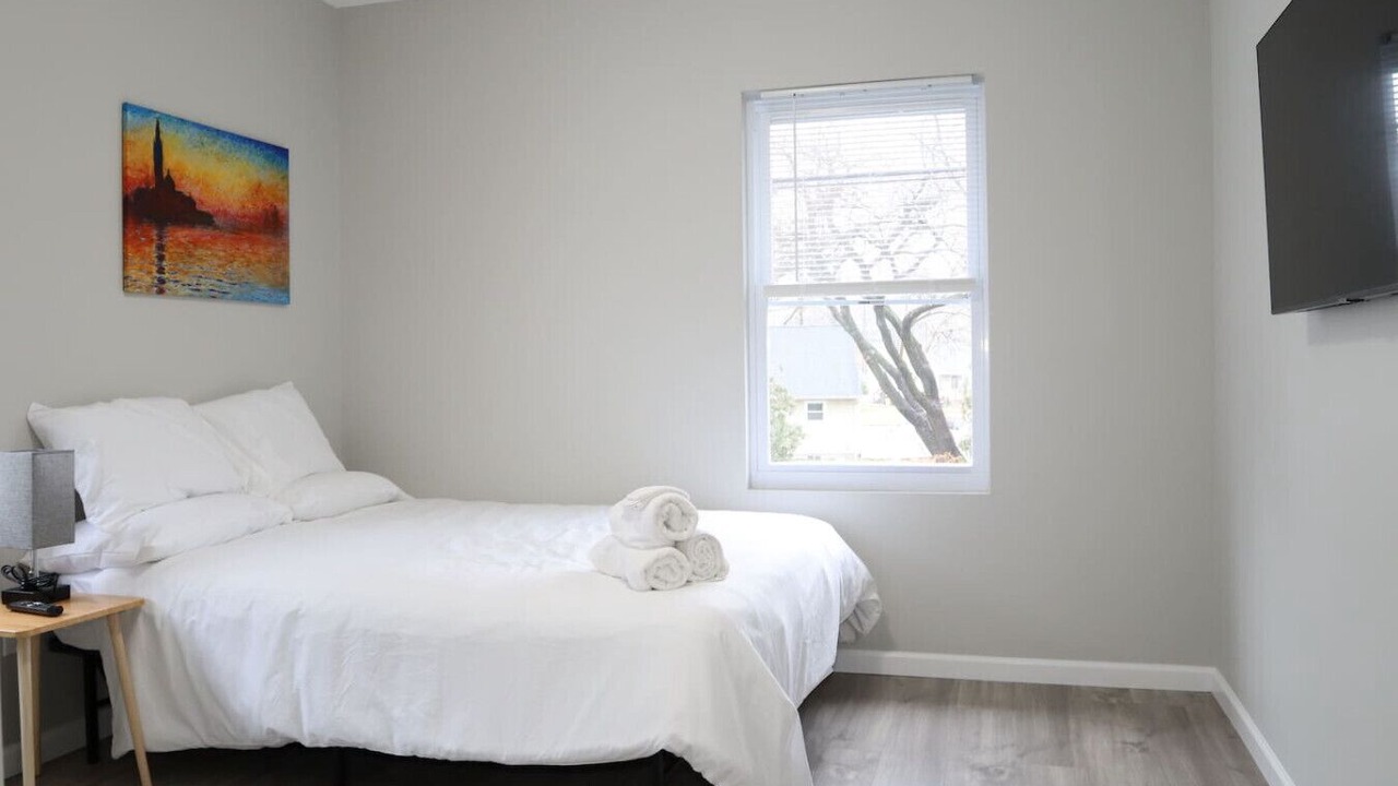 Photo of Bedroom in Cedar Grove