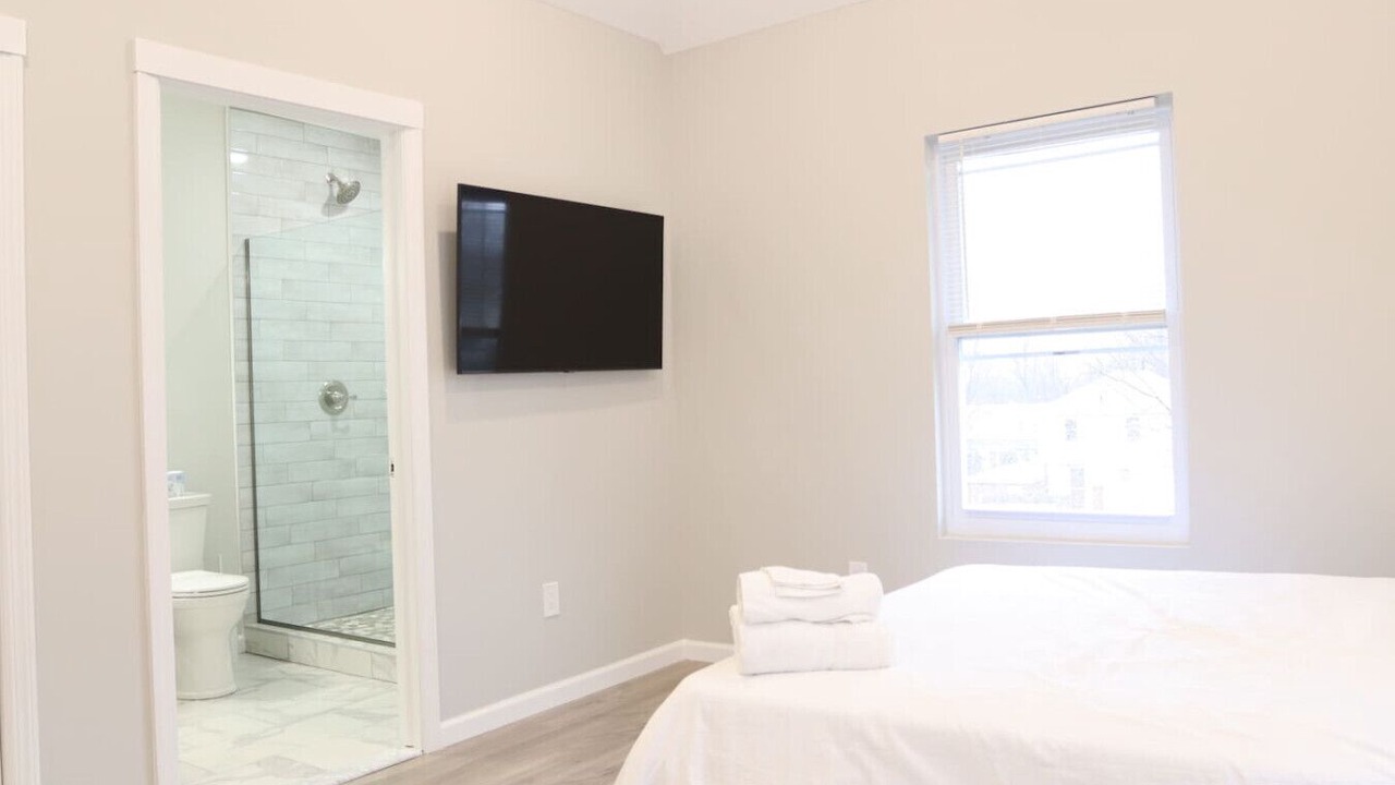 Photo of Bedroom in Cedar Grove