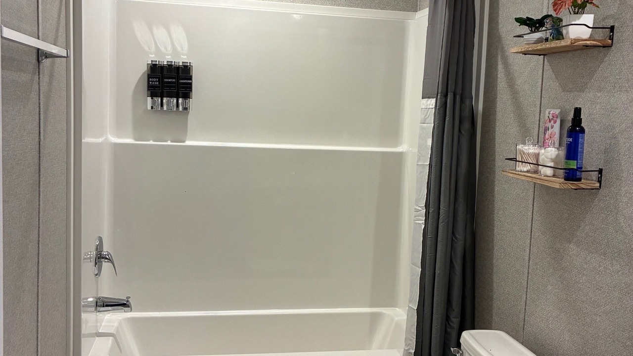 Photo of Bathroom in Mid Florida