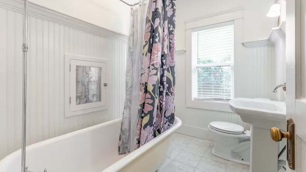 Photo of Bathroom in Historic Waverly