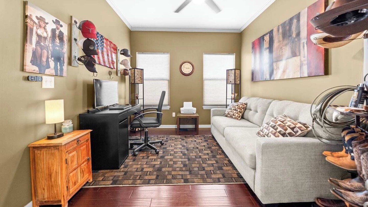 Photo of Livingroom in Olathe