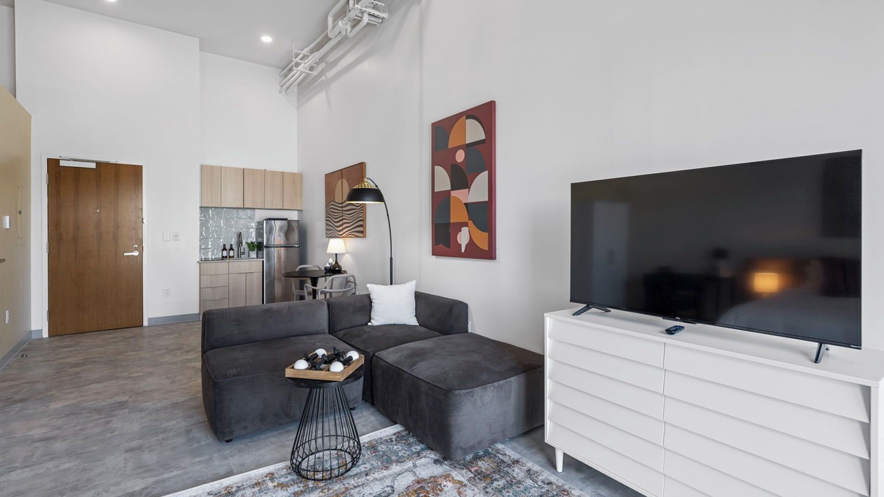 Photo of Livingroom in Northside