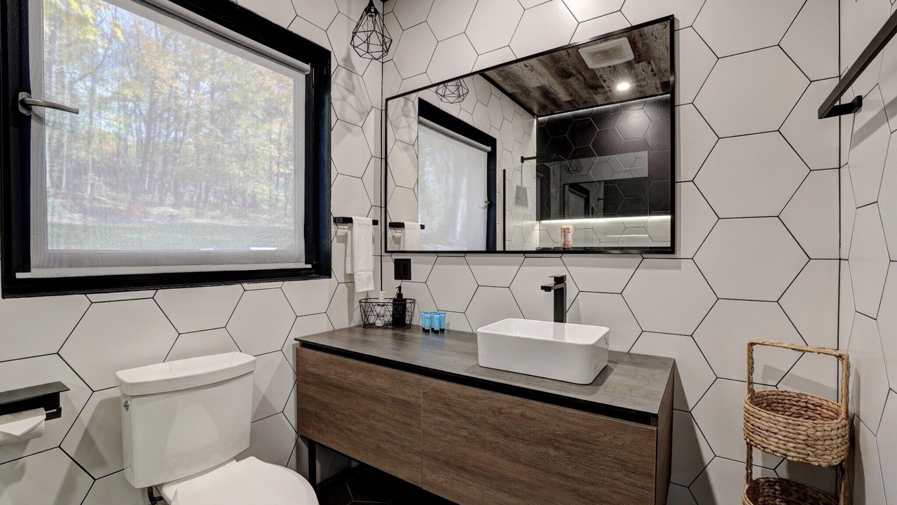 Photo of Bathroom in Tannersville
