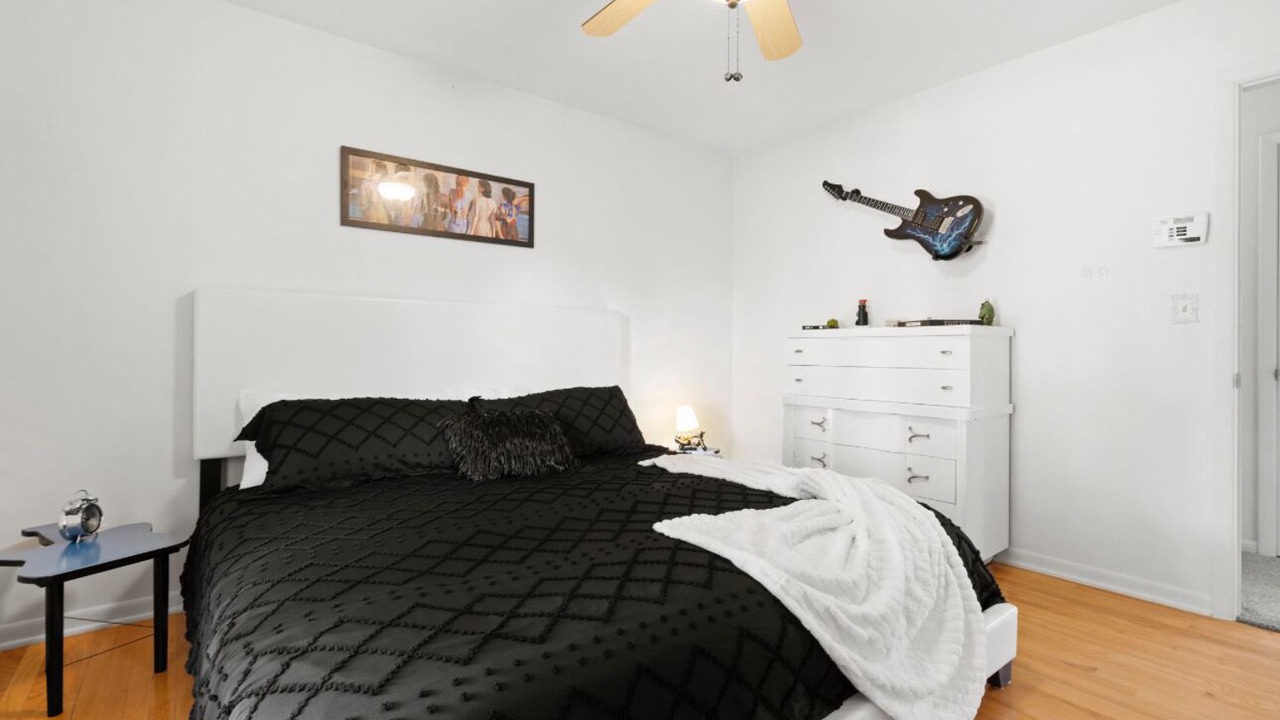 Photo of Bedroom in Walker