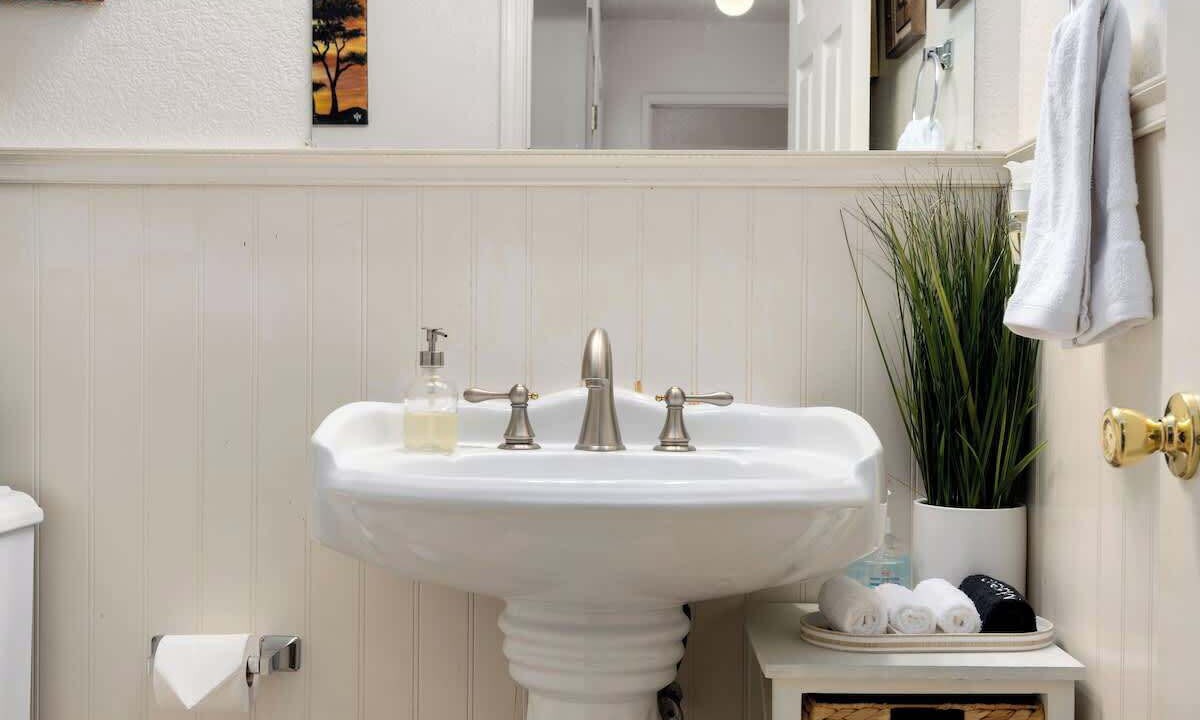 Photo of Bathroom in Pleasant Grove