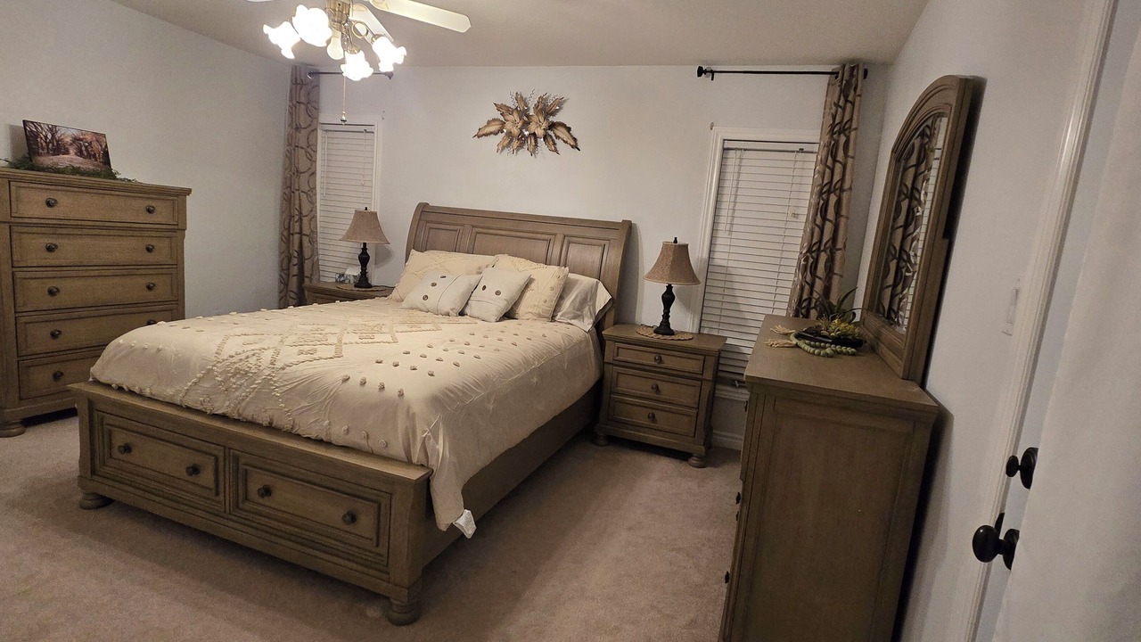 Photo of Bedroom in Mapleton
