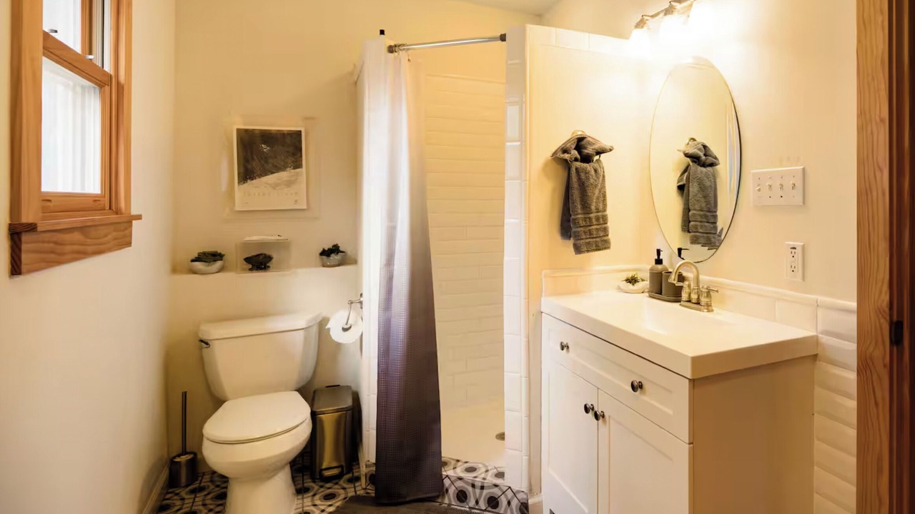 Photo of Bathroom in North Loop