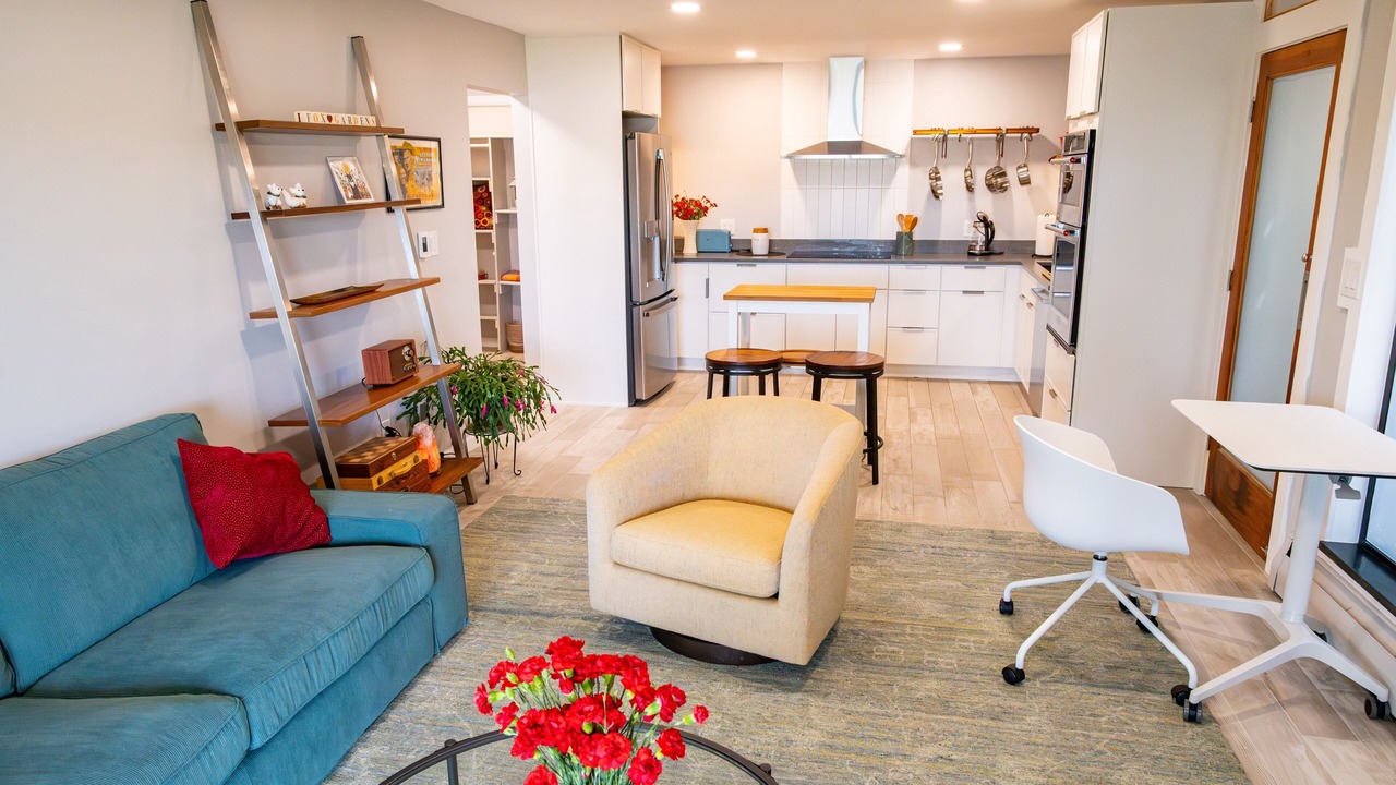 Photo of Livingroom in Lakewood