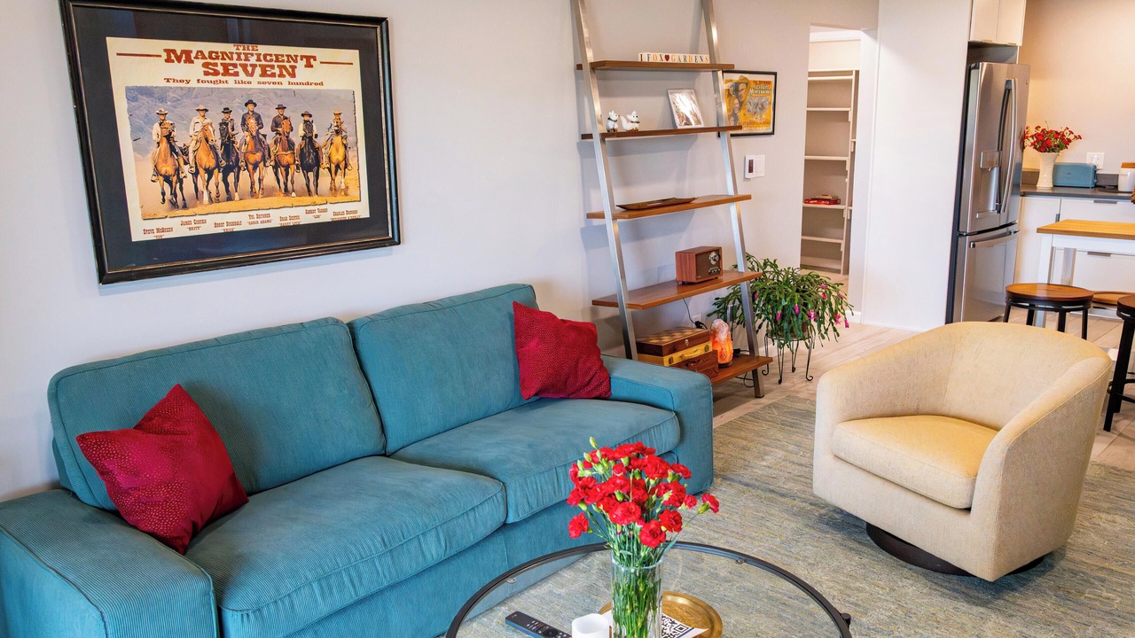 Photo of Livingroom in Lakewood